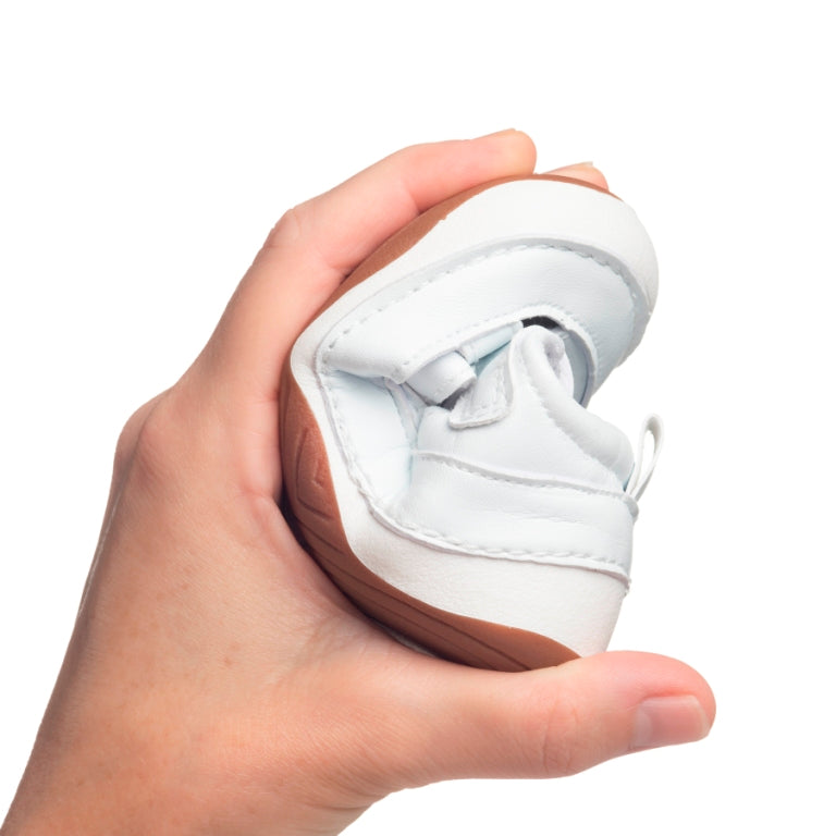 Billycart-Kids-Australia-plain-white-sneakers-for-first-walkers