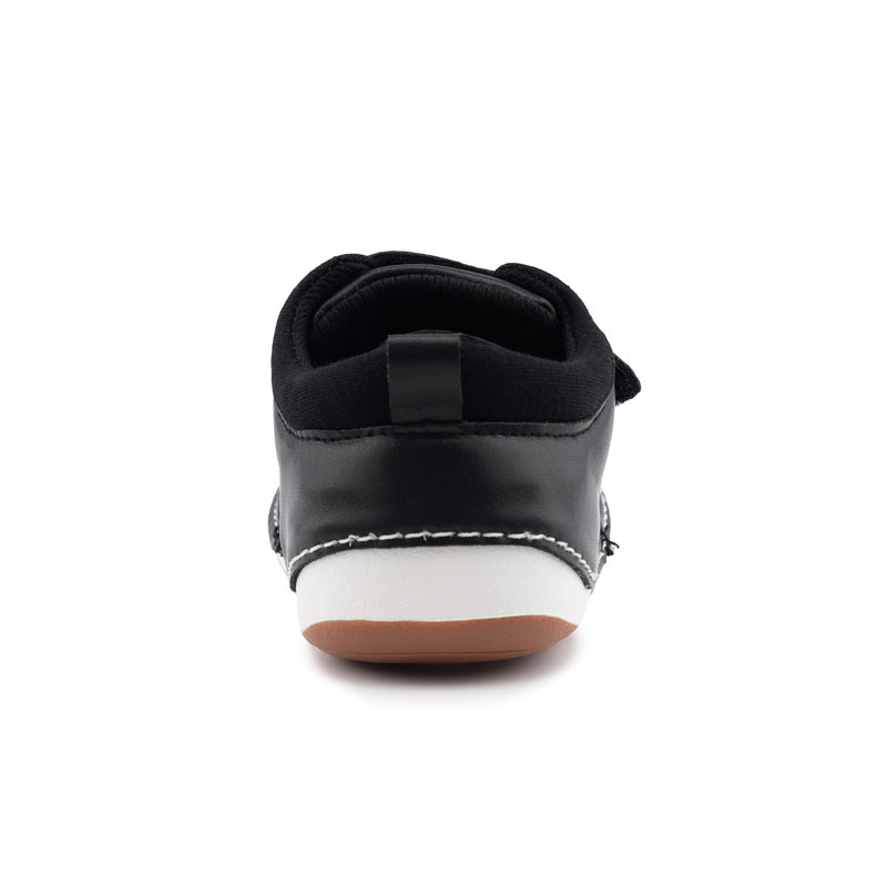 Black prewalkers with soft soles for infants - not nike