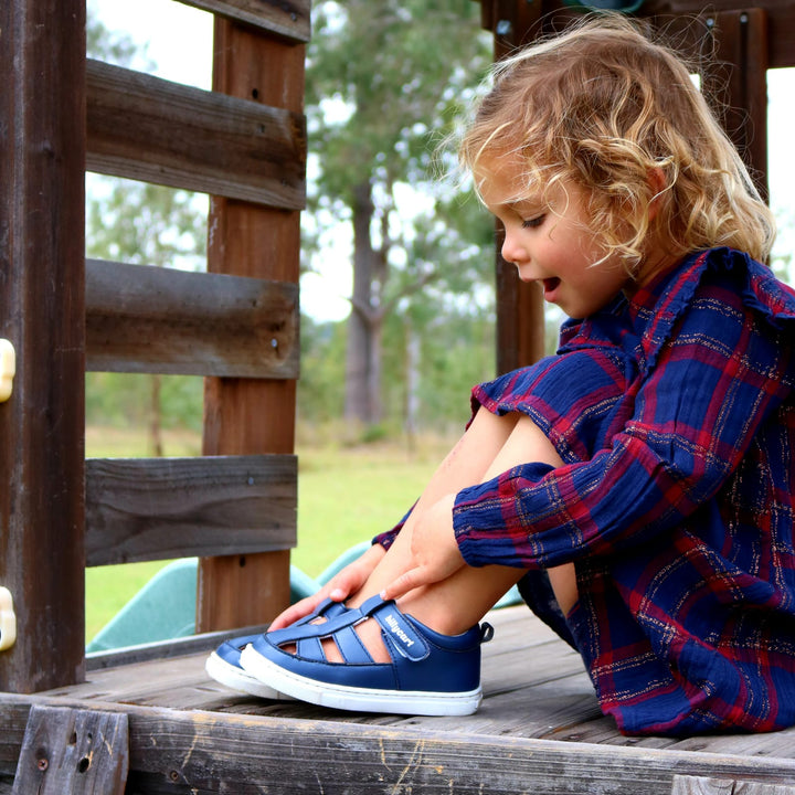 Billycart Kids Blue Outdoor widefit sandals for boy and girls | Australian podiatrist recommended first walker sandals for baby