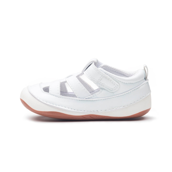 Billycart Kids LANE white soft sole first walker sandals for kids. Zero drop and recommended by podiatrists