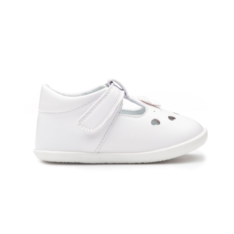 White soft sole shoes - first walker for baby and toddler - Billycart Kids